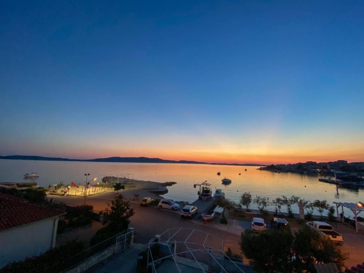 Apartman Luka Šibenik Exterior foto